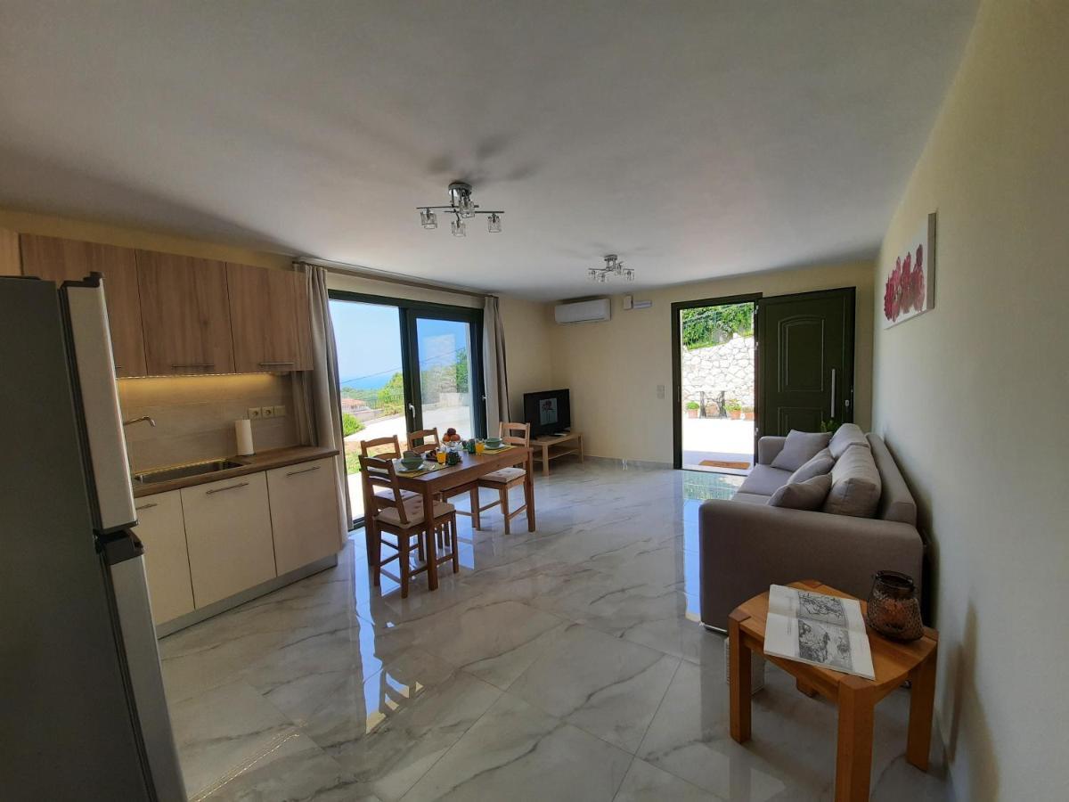 Freesia Grand Sea View Residence Svoronata Exterior photo