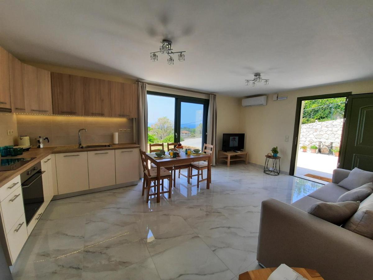 Freesia Grand Sea View Residence Svoronata Exterior photo